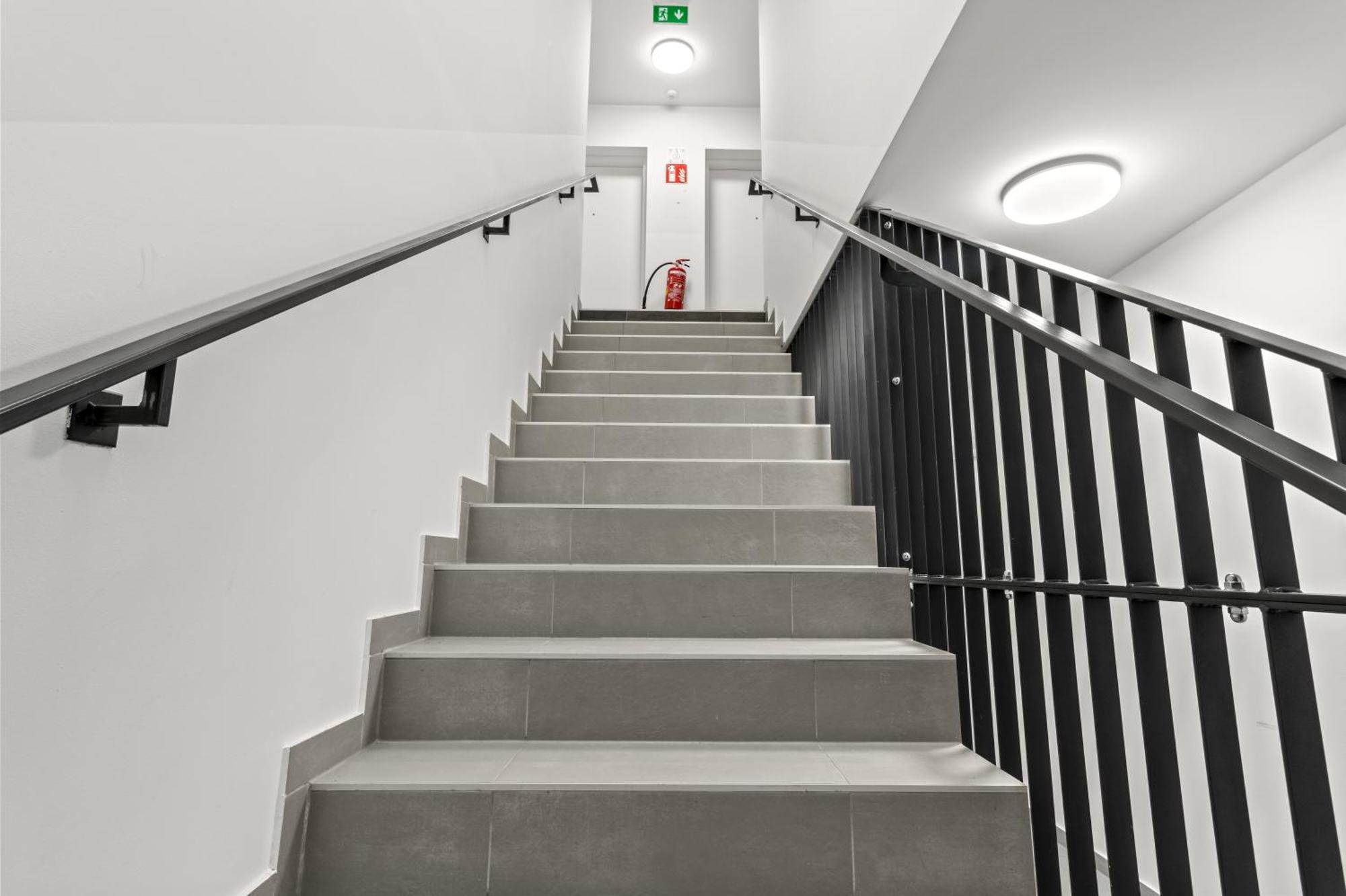 1 Min To Public Transport - 3 Min To Supermarket And Pharmacy - On-Site Parking For 19,90 Eur Vienne Extérieur photo