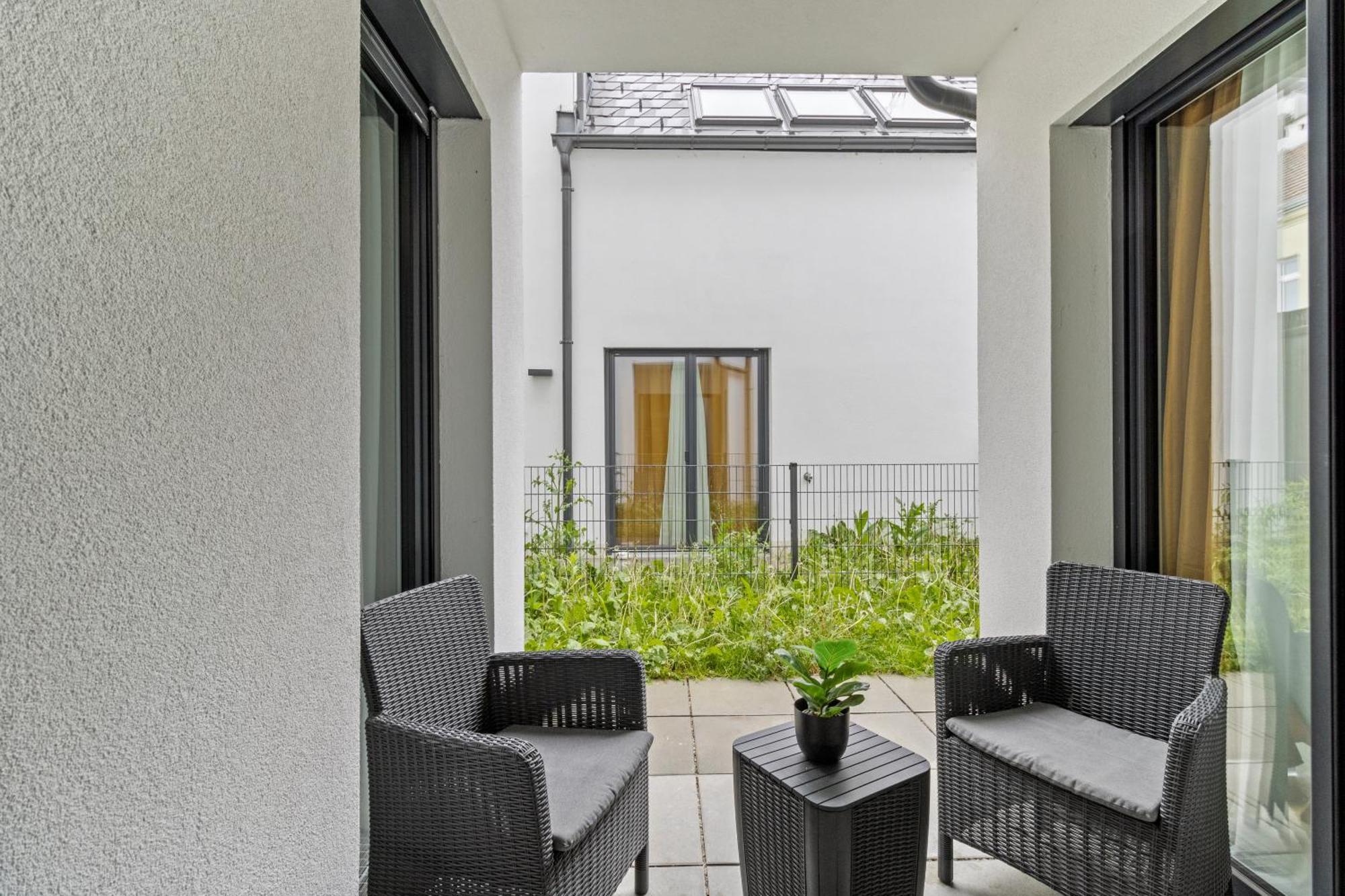 1 Min To Public Transport - 3 Min To Supermarket And Pharmacy - On-Site Parking For 19,90 Eur Vienne Extérieur photo